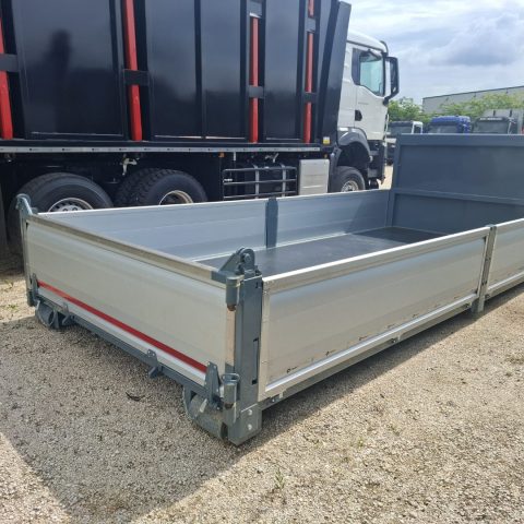 9 Overmat Demountable System